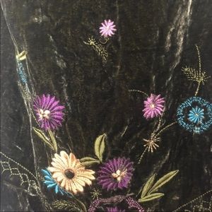 beautiful velvet green midi skirt with flowers